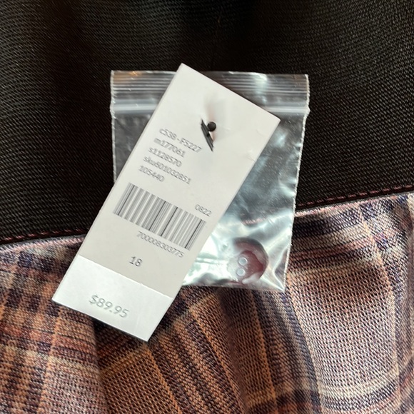 Lane Bryant Wide Leg Pant - Picture 5 of 7